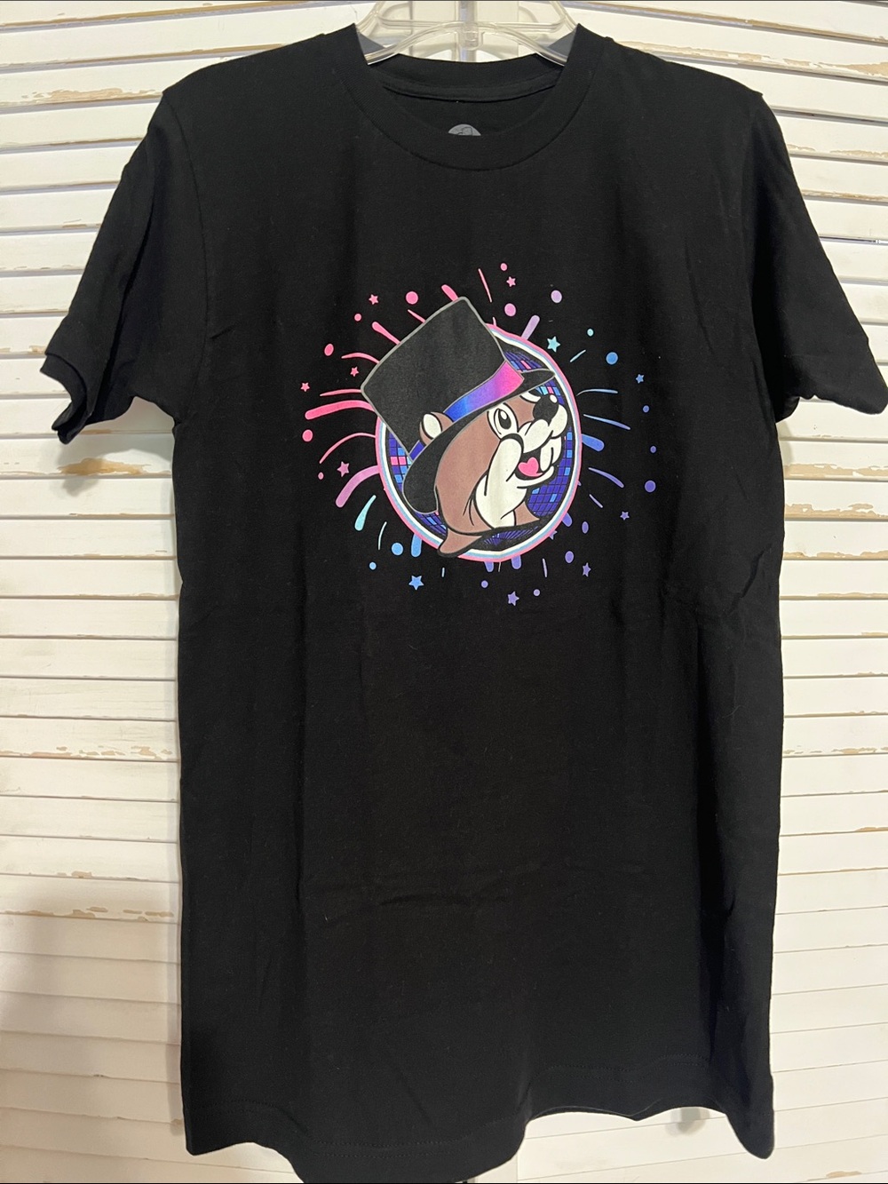 Buc-ee’s Black New Year 2023 Graphic T-Shirt Colorful Design 100% Cotton Small